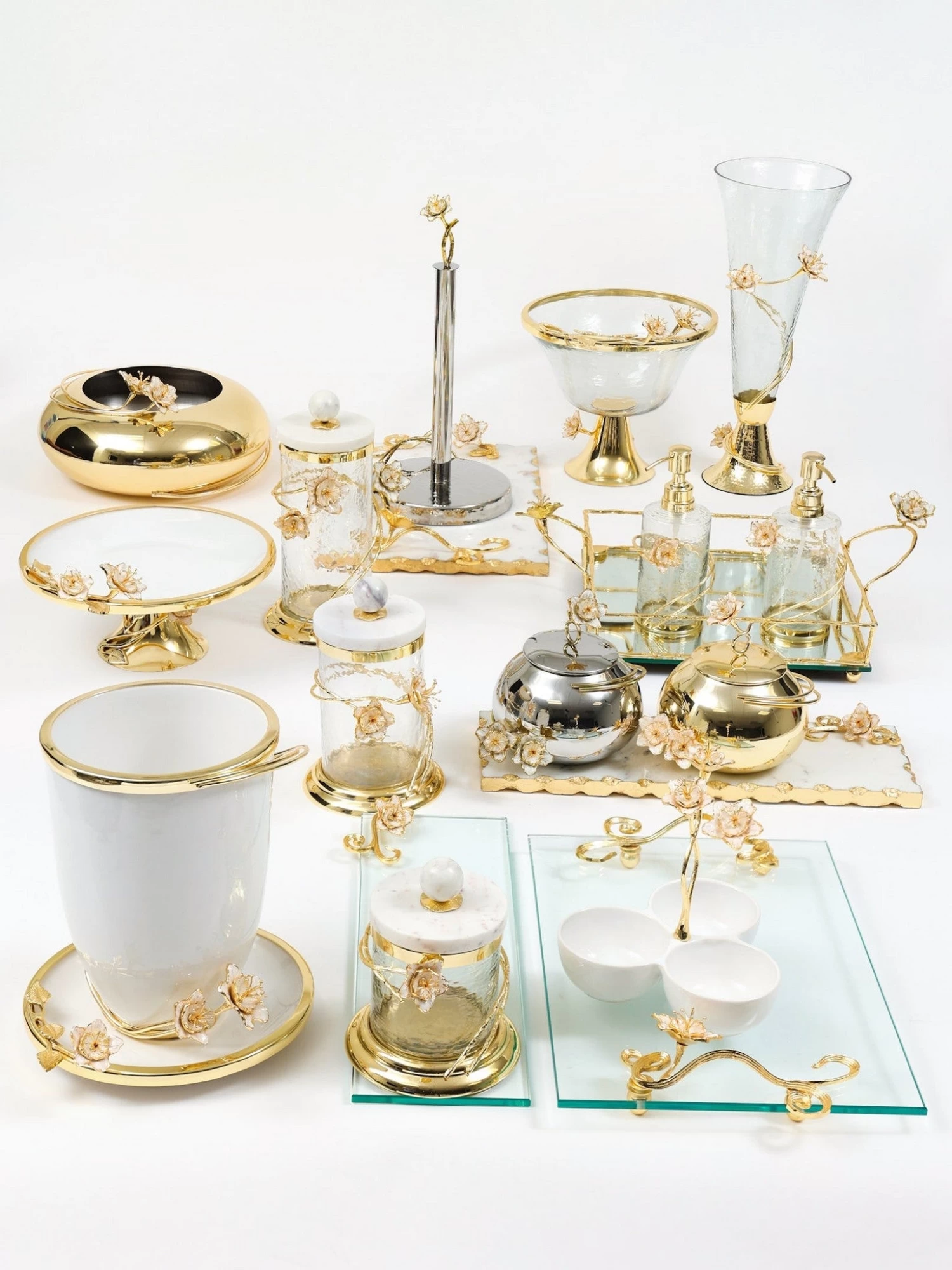 Large Rectangular Glass Trayfrom The Celine Flower Collection 8 Large Rectangular Glass Trayfrom The Celine Flower Collection - Image 6