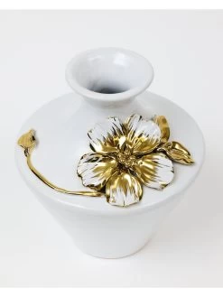 White Ceramic Vase With Stunning Gold & White Floral Detail -Home Essentials Shop DD5A5406 new 1