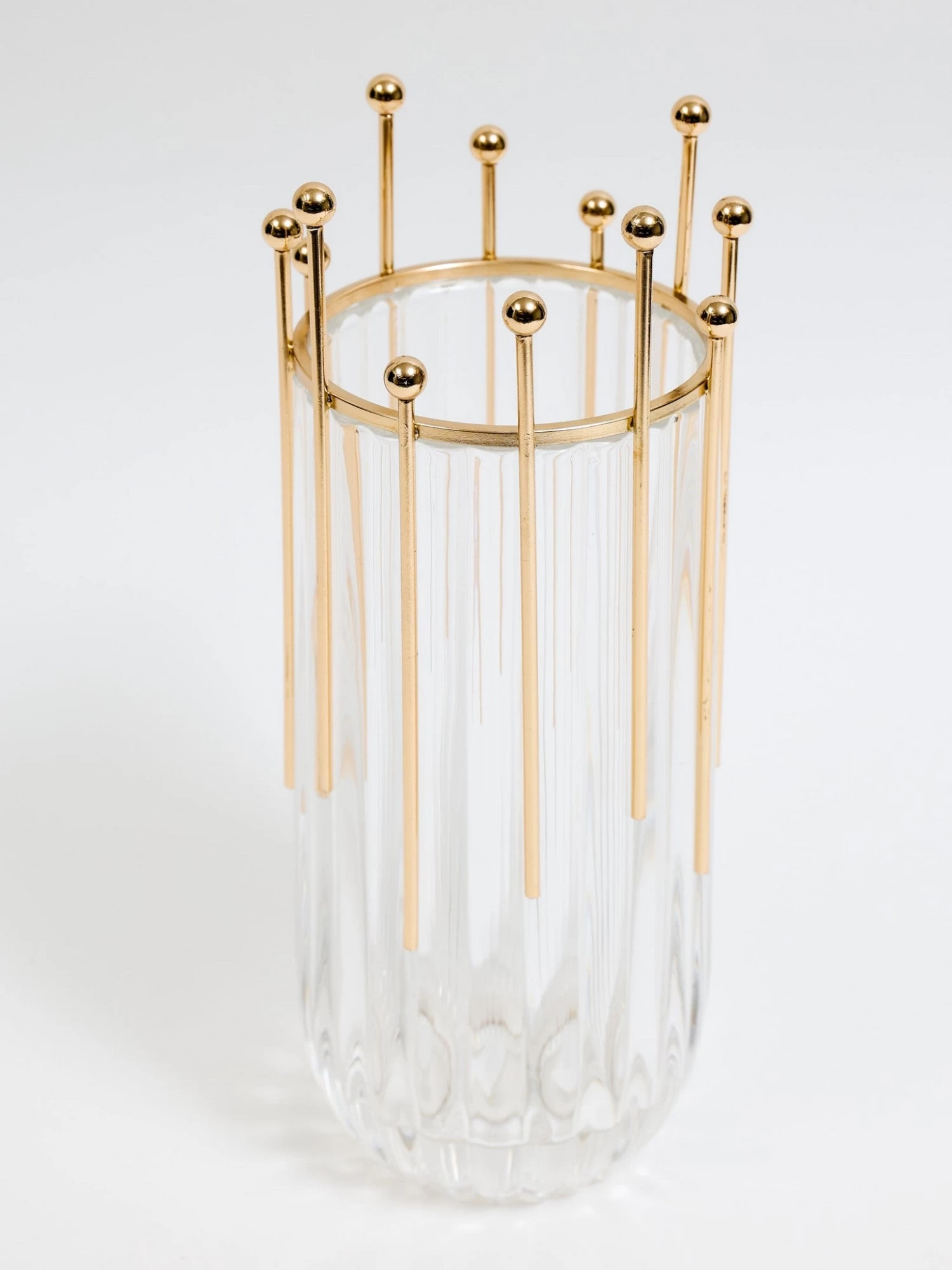 Glass Vase With Gold Circle Details (2 Sizes) 4 Glass Vase With Gold Circle Details (2 Sizes) - Image 2