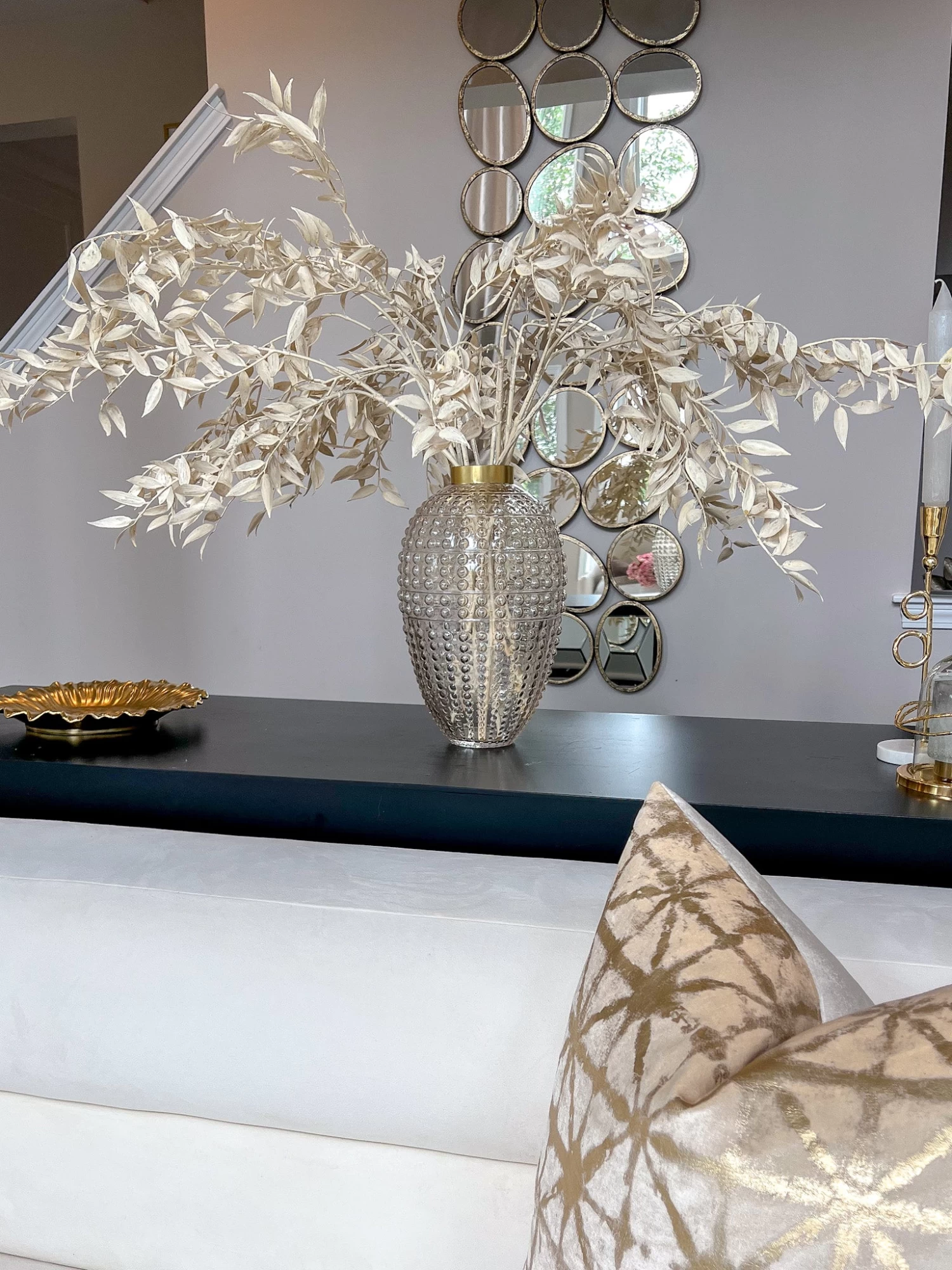 39" Beige Ruscus Stem 7 39" Beige Ruscus Stem - Image 5