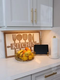 Gold I-Pad/Easel -Home Essentials Shop IMG 0329 new