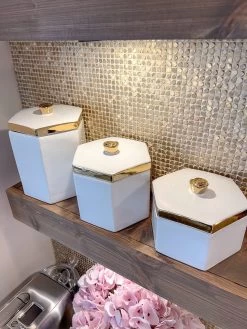 White And Gold Ceramic Jar With Lids (3 Sizes) 11 White And Gold Ceramic Jar With Lids (3 Sizes) -Home Essentials Shop IMG 0905 1 new