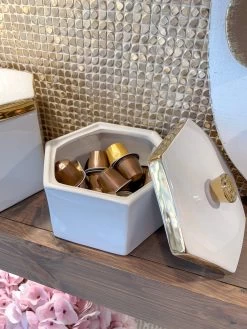 White And Gold Ceramic Jar With Lids (3 Sizes) 12 White And Gold Ceramic Jar With Lids (3 Sizes) -Home Essentials Shop IMG 0907 new