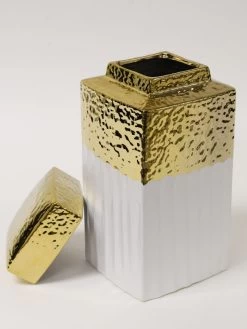 White Hammered Jar With Gold Border & Lid (3 Sizes) 13 White Hammered Jar With Gold Border & Lid (3 Sizes) -Home Essentials Shop IMG 1613 new