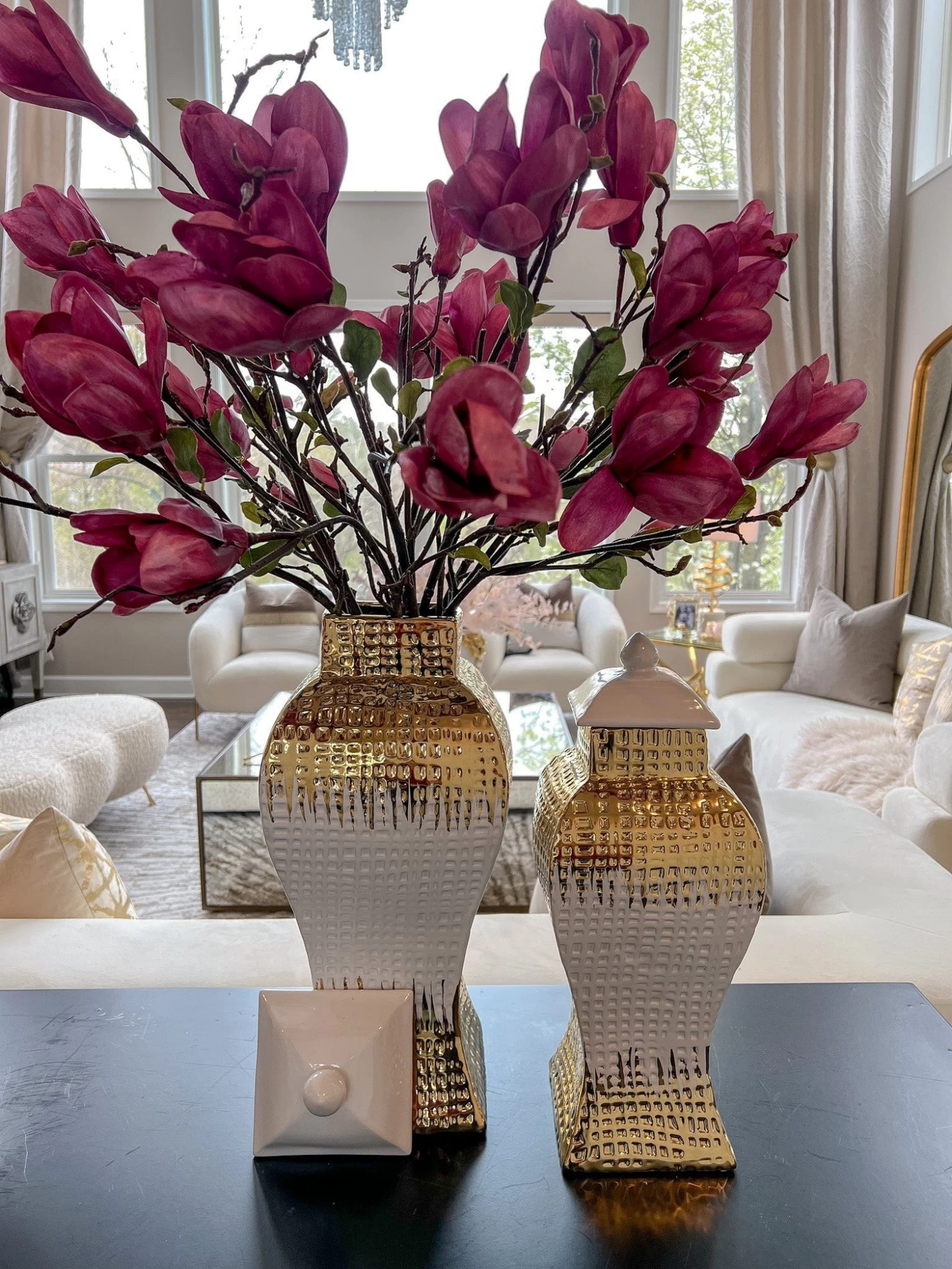 Gold And White Textured Ginger Jar (2 Sizes) 3 Gold And White Textured Ginger Jar (2 Sizes)