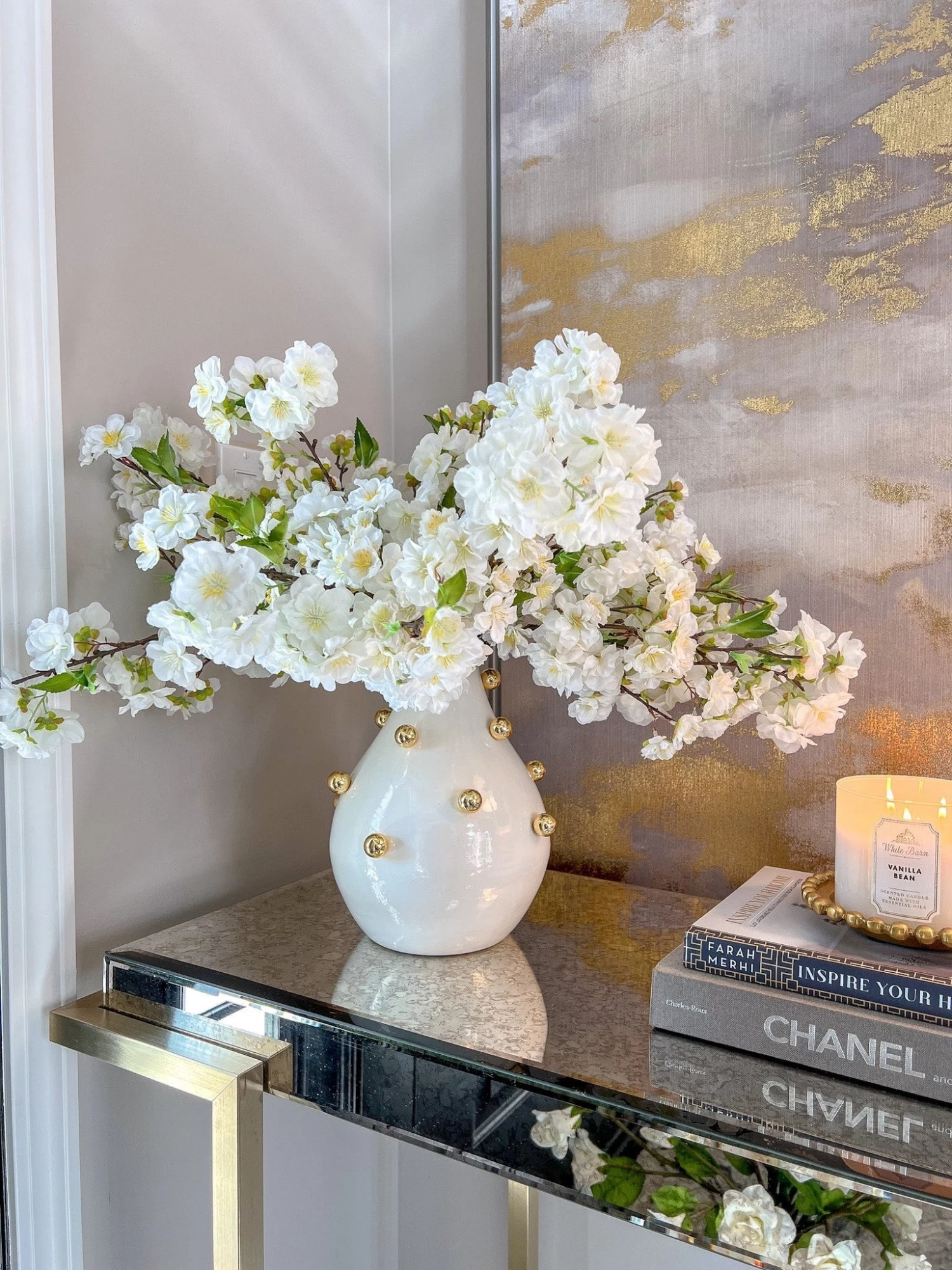 White & Gold Studded Metal Vase (2 Sizes) 6 White & Gold Studded Metal Vase (2 Sizes) - Image 4