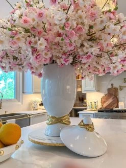 White Ceramic Jar With Elegant Gold Details (2 Sizes)