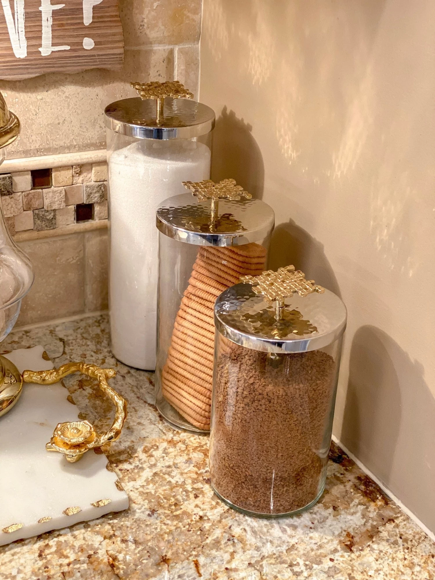 (3 Sizes) Hammered Lid Glass Canister 3 (3 Sizes) Hammered Lid Glass Canister