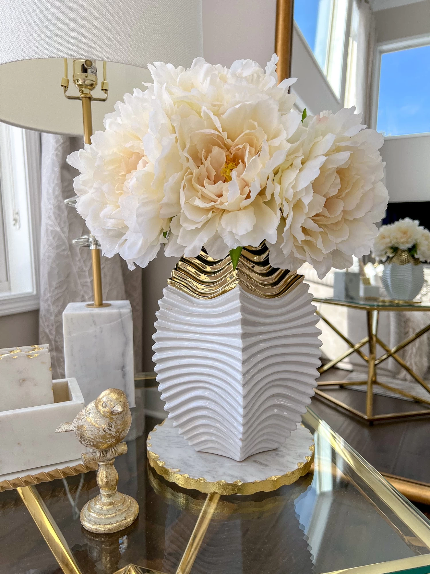 Round Marble Trivet With Gold Edge (2 Sizes) 8 Round Marble Trivet With Gold Edge (2 Sizes) - Image 6