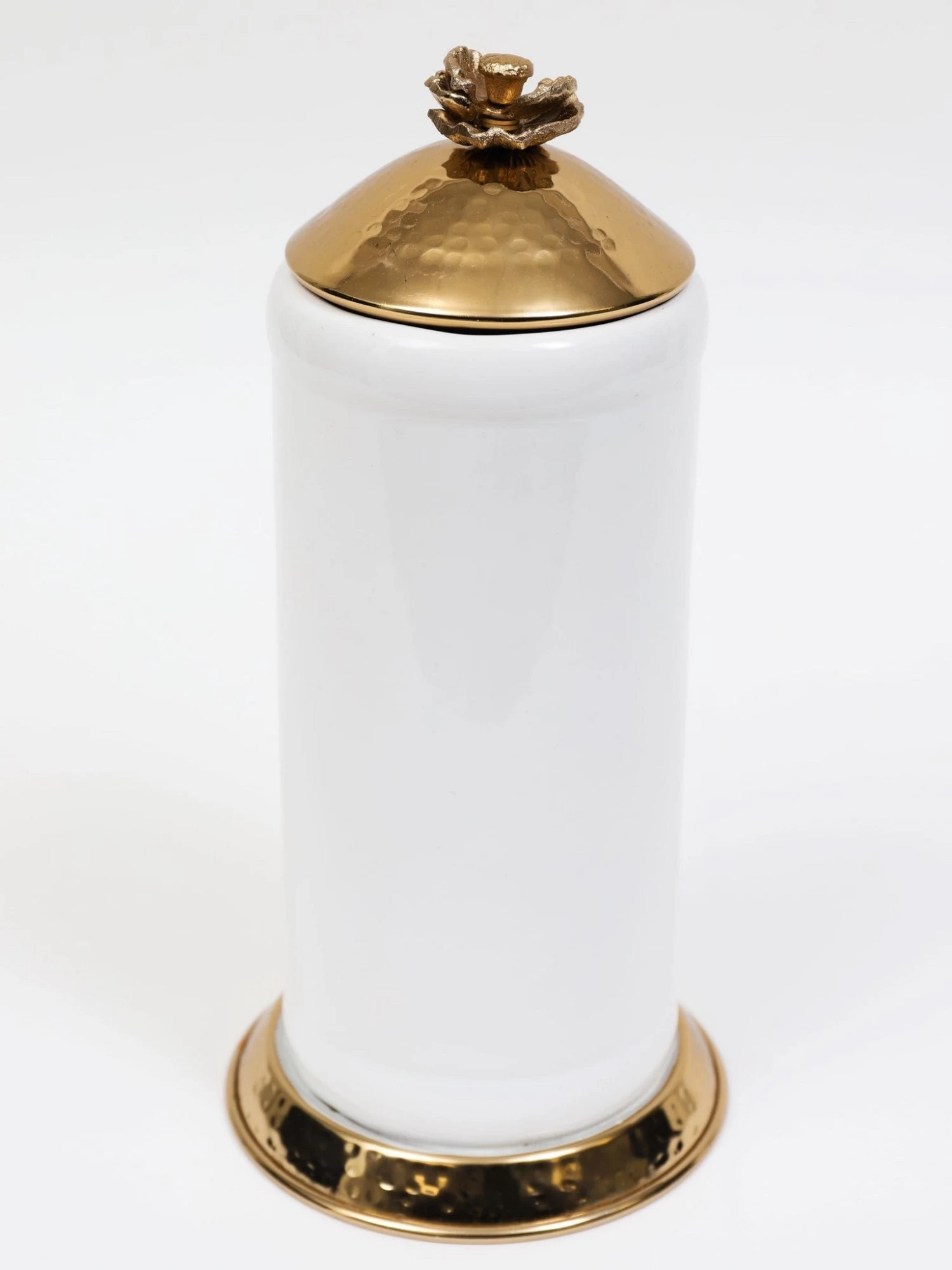 White Ceramic Jar With Gold Flower Lid (3 Sizes) 7 White Ceramic Jar With Gold Flower Lid (3 Sizes) - Image 5