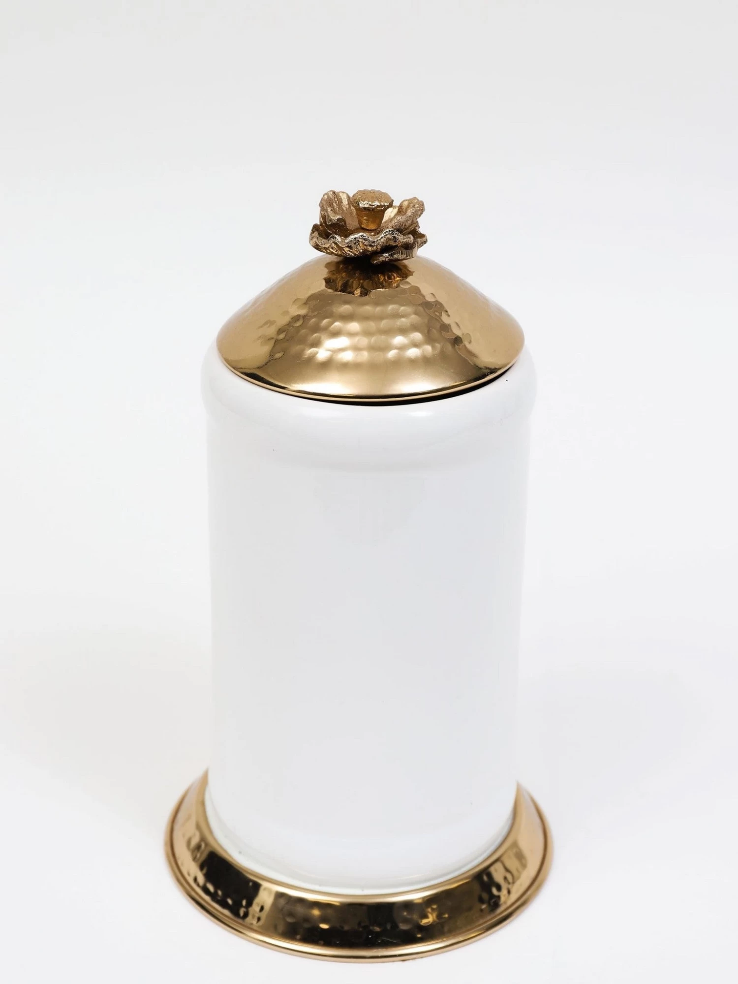 White Ceramic Jar With Gold Flower Lid (3 Sizes) 6 White Ceramic Jar With Gold Flower Lid (3 Sizes) - Image 4