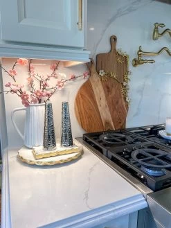 Set Of 2 Hammered Metal Salt & Pepper Shakers (2 Colors) -Home Essentials Shop IMG 6779 new