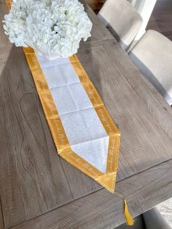 Metallic Gold ‘Ramadan Mubarak’ Runner