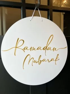 Acrylic 'Ramadan Mubarak' Wreath