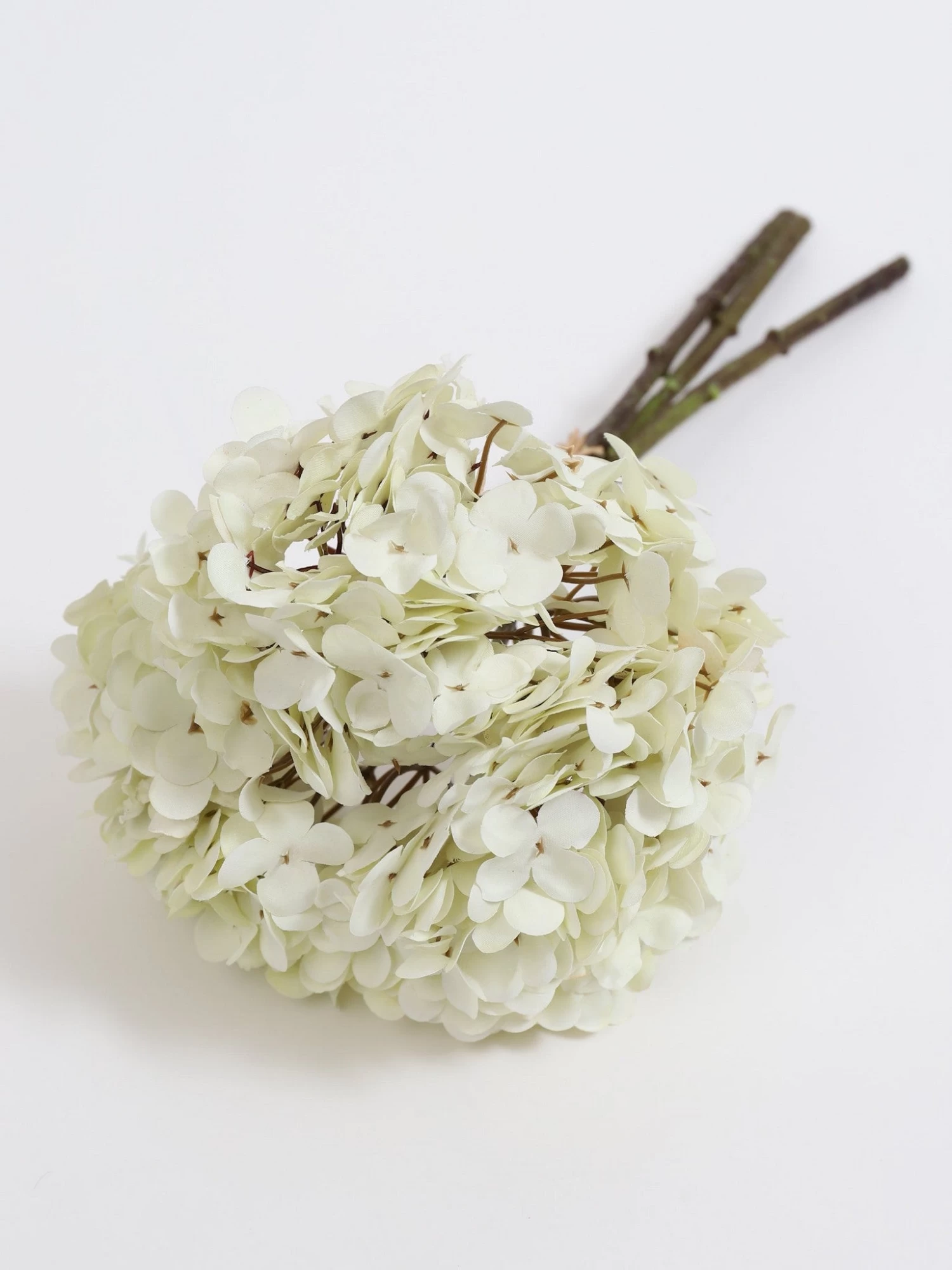 12" Creamy White Hydrangea Bundle 4 12" Creamy White Hydrangea Bundle - Image 2