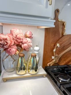 White Marble Tray W/ Gold Textured Edge (2 Size)