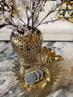 Gold Openwork Leaf Decor/ Trivet -Home Essentials Shop image 00a895ff d886 4712 996a d40b8f0002a1 new