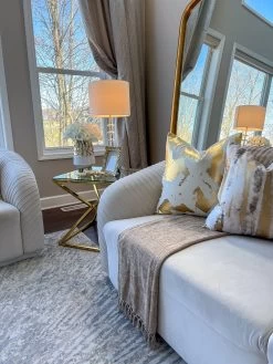 White Ceramic Vase With Gold Circle Design 11 White Ceramic Vase With Gold Circle Design -Home Essentials Shop image 02f57346 7b49 4484 b466 7c87b5b40f20 new