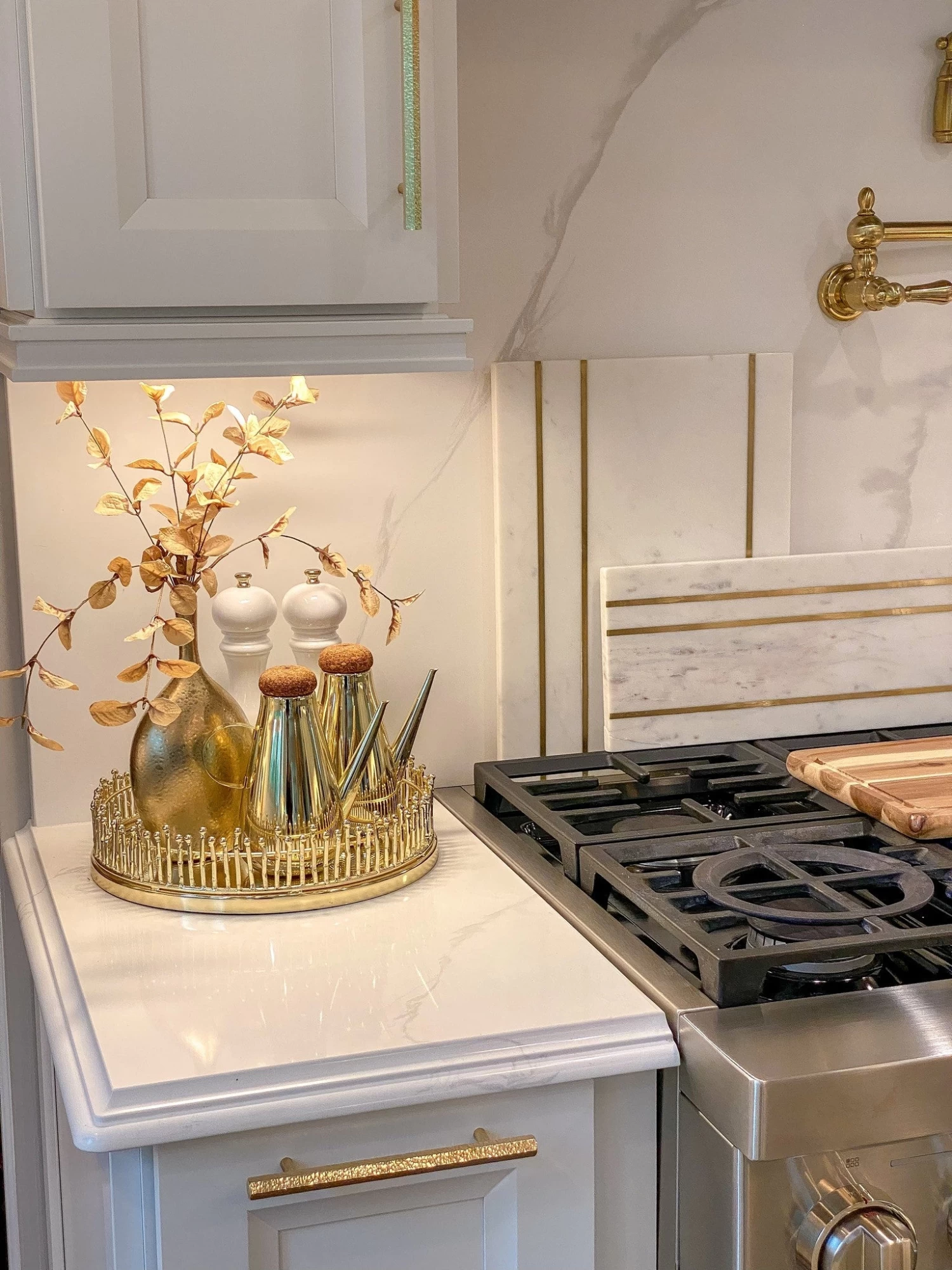 Slim Neck Hammered Texture Vase (3 Sizes) 10 Slim Neck Hammered Texture Vase (3 Sizes) - Image 8