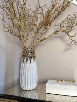 White And Gold Porcelain Vase With Circle Cutout Design (2 Styles) -Home Essentials Shop image 4e7d990f ddd8 4c8e a267 48c52014345c new 1