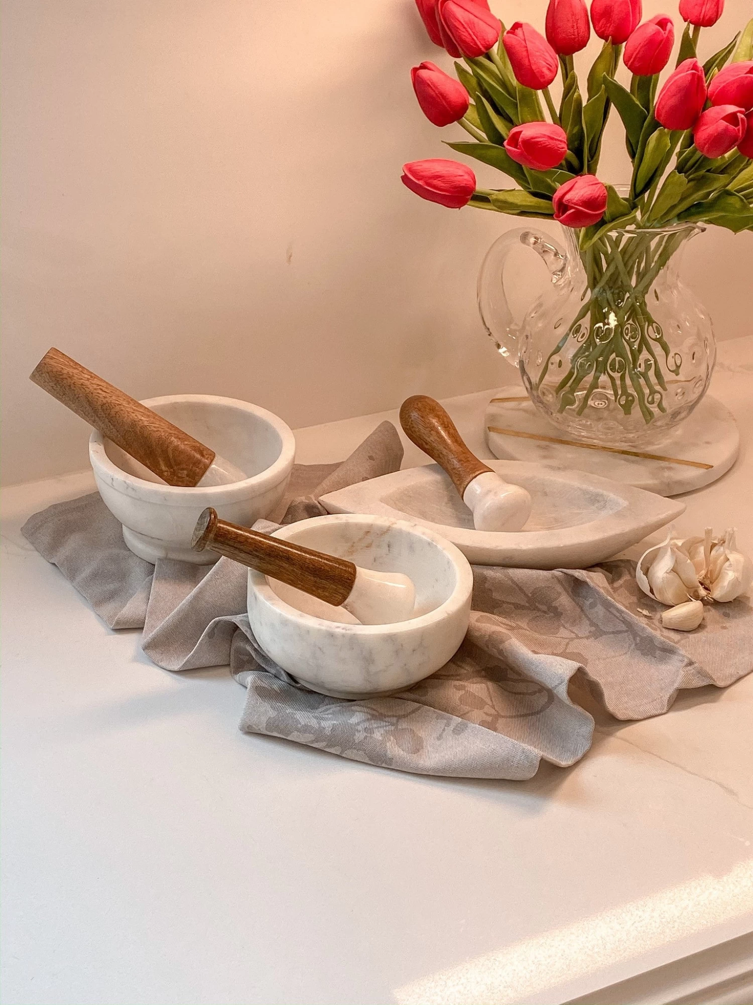Marble Mortar And Pestle With Wooden Handle (3 Styles) 3 Marble Mortar And Pestle With Wooden Handle (3 Styles)