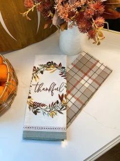 "Thankful" Plaid Kitchen Towels