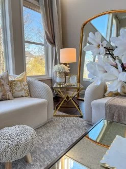 White Ceramic Vase With Gold Circle Design -Home Essentials Shop image c0b9516b aac5 4d2d 90c8 6071cfc7c253 new 1