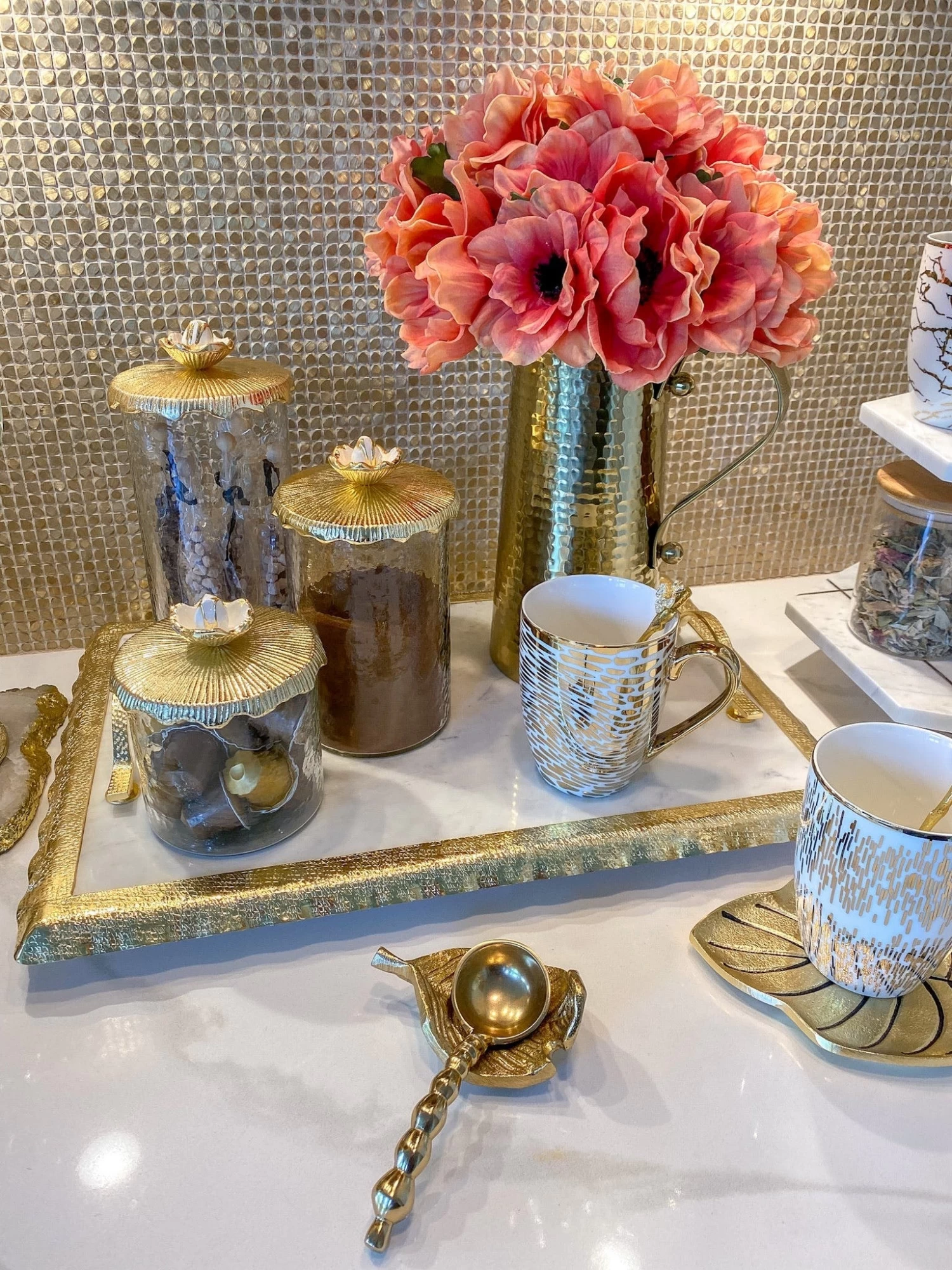 Gold Hammered Texture Pitcher (2 Sizes) 12 Gold Hammered Texture Pitcher (2 Sizes) - Image 10