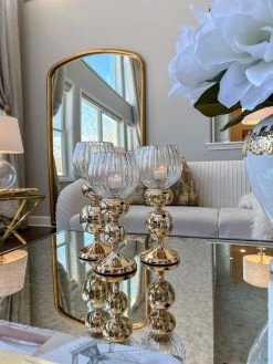 Set Of 3 Gold Candle Holders With Circle Designs