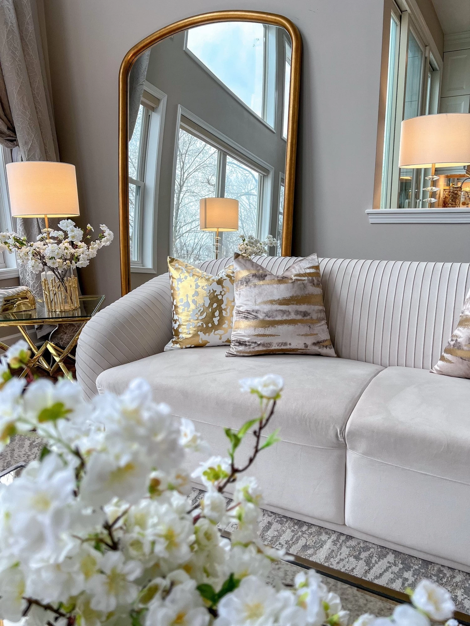 Elise Ivory Gold Pillow - 20" X 20" 12 Elise Ivory Gold Pillow - 20" X 20" - Image 10